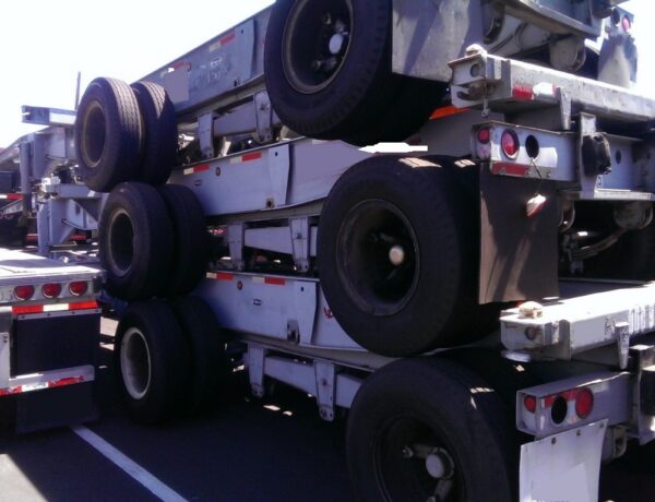 20 ft. spread axles 4