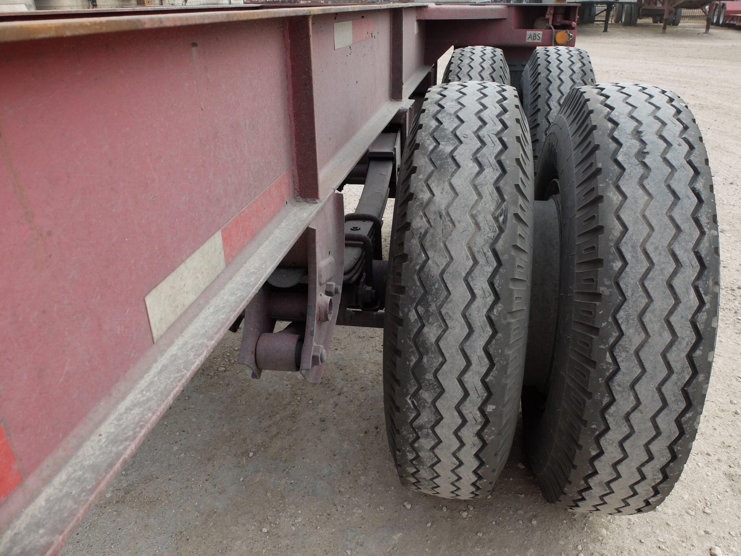 Container Chassis Rim 40 ft. container chassis 070102 (6) | Innova Industries.