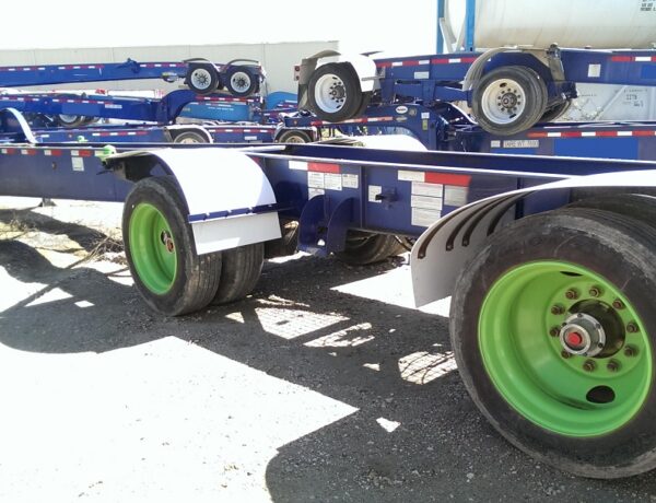 2007 Air Ride Tank Chassis for sale in Houston, TX. Includes ABS, budd wheels and radial tires. 