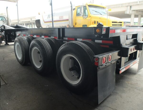330005 3ax container chassis (16) lr