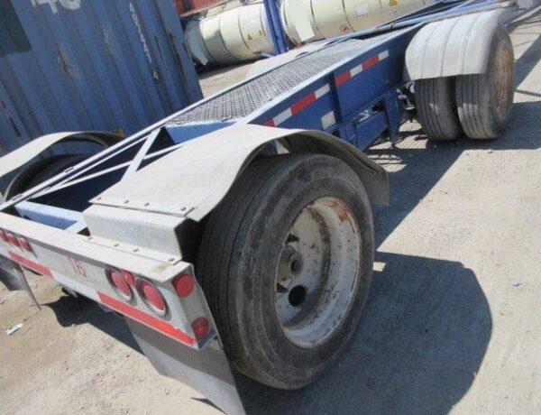 900795 43' Spread Axle Chassis (3) lr