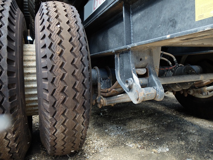 290752 used tri-axle super slider chassis (12) lr