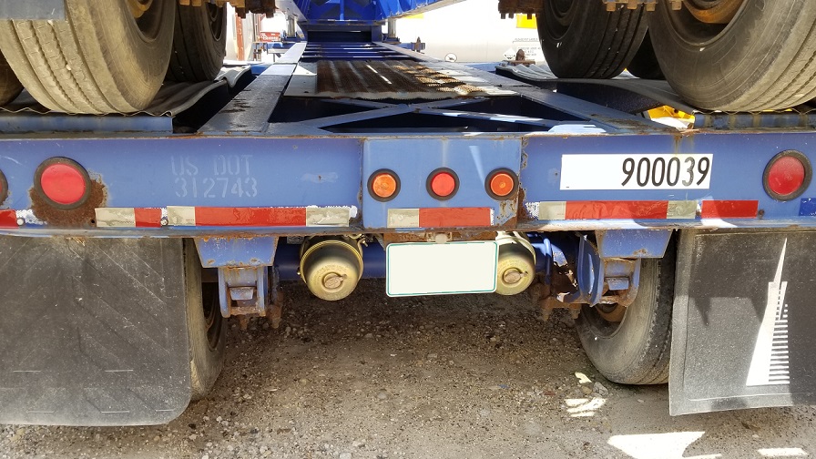 900039 tandem axle drop deck chassis (1) lr