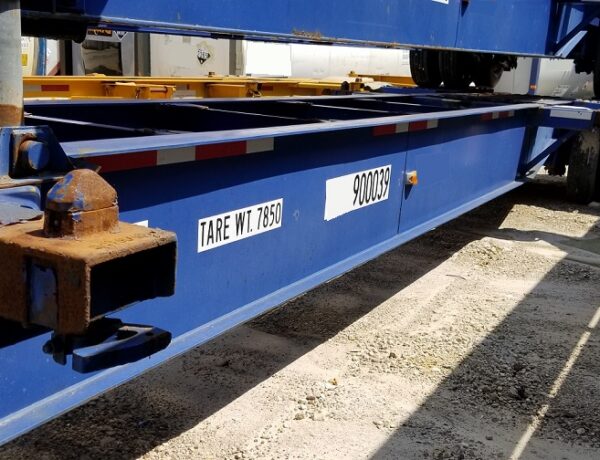 900039 tandem axle drop deck chassis (4) lr