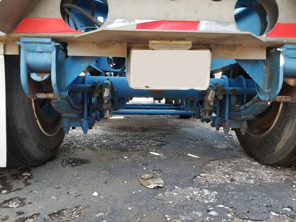 280047 spread tank chassis (12) lr