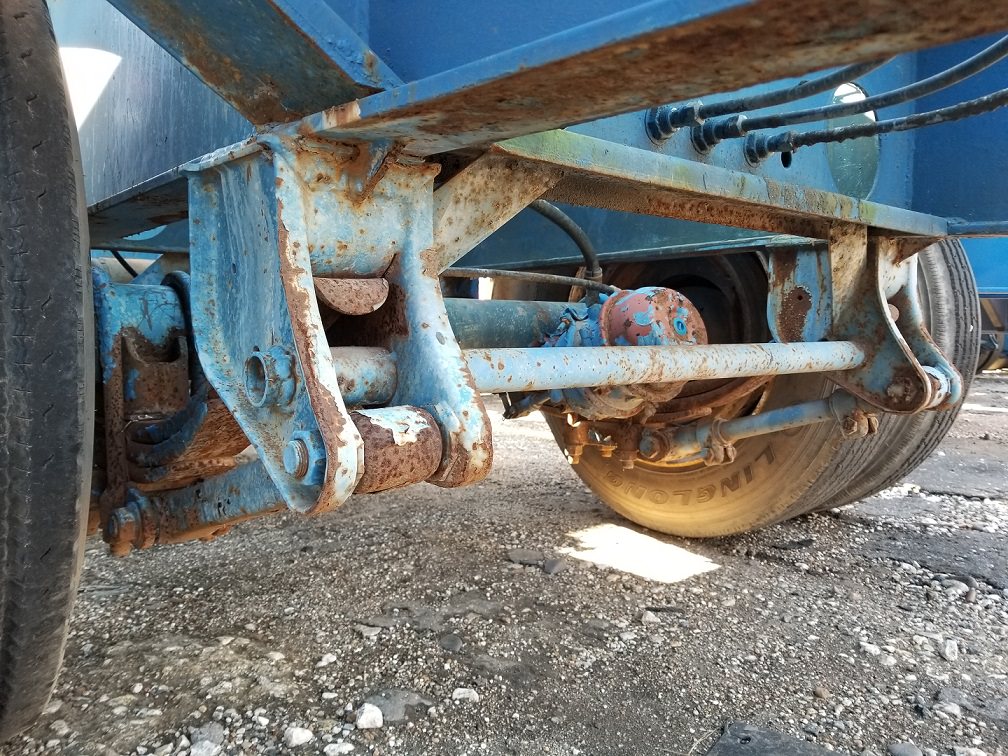 280047 spread tank chassis (6) lr