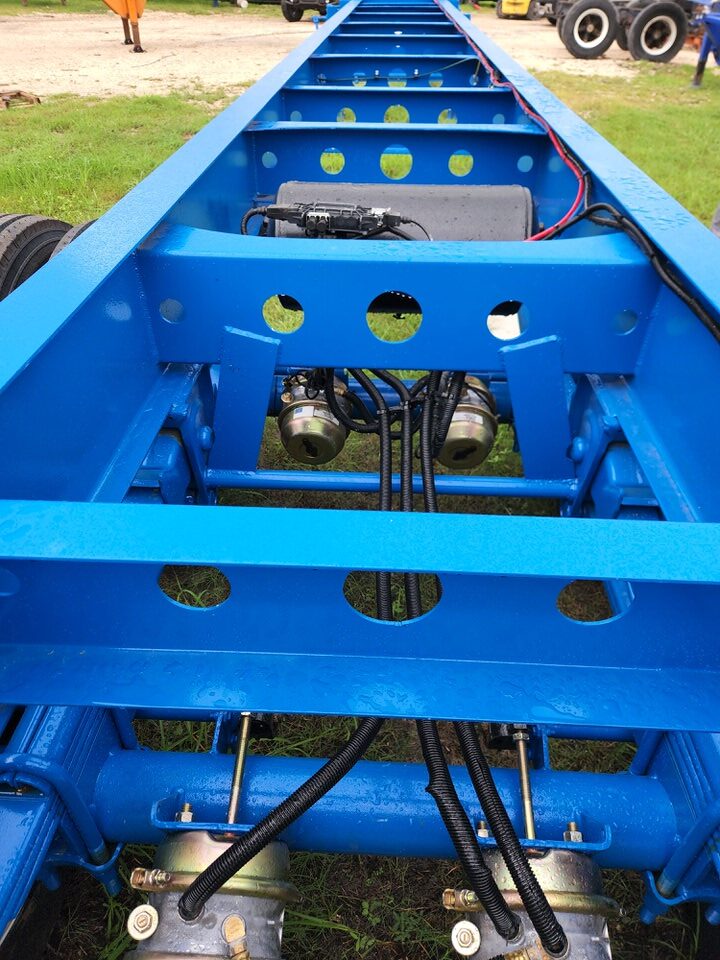 351465 40 ft. chassis (4)