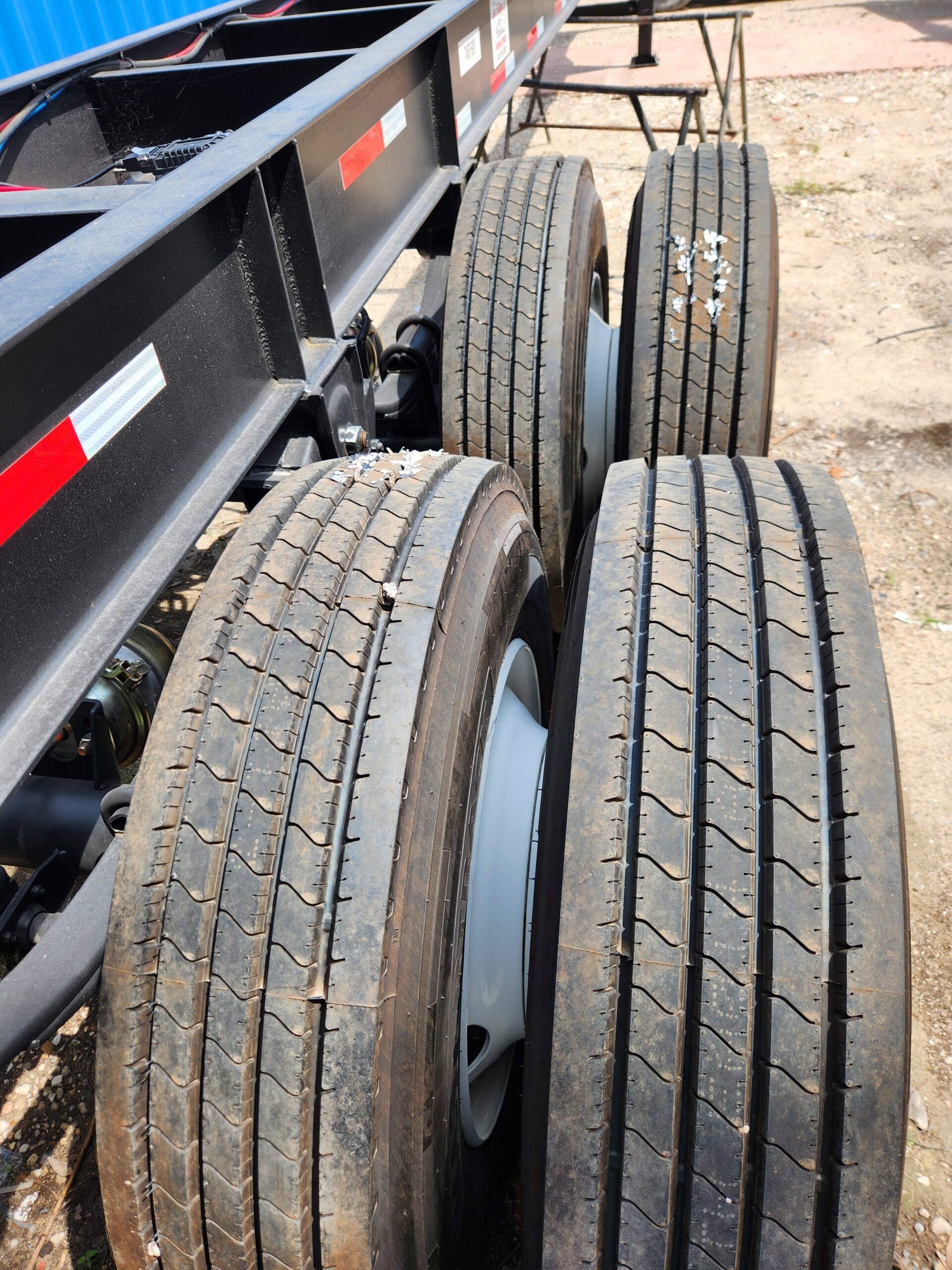 NEW 40 Ft. Tandem Container Chassis (055) | Innova Industries.