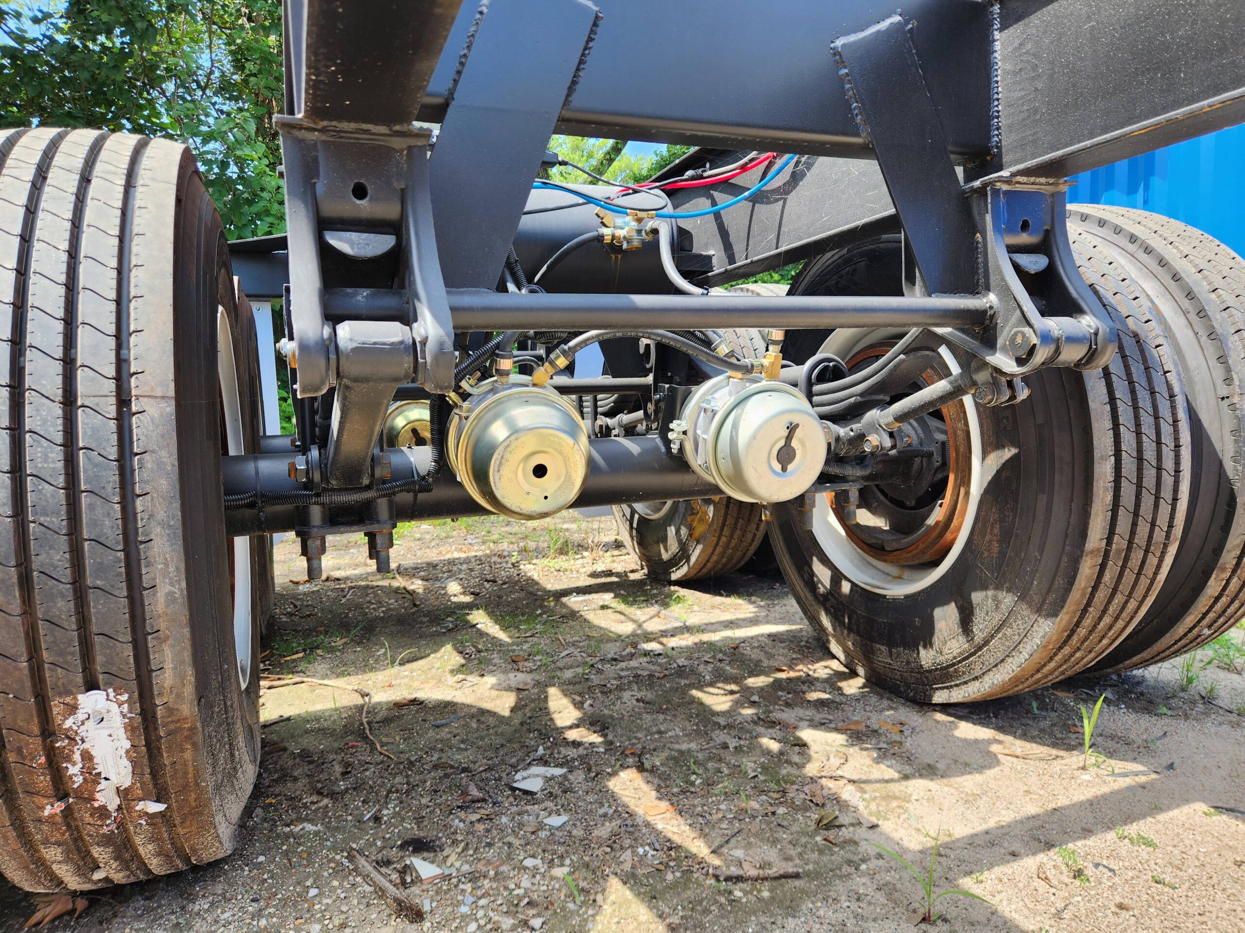 NEW 40 Ft. Tandem Container Chassis (055) | Innova Industries.