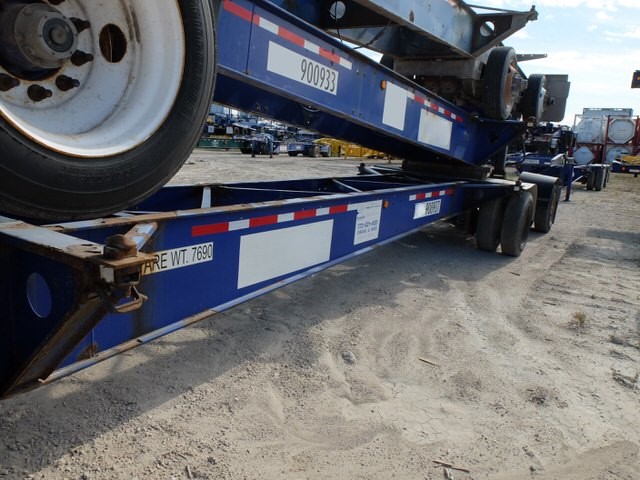 43 ft Spread Axle Tank Chassis