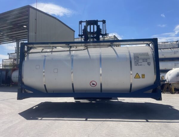 Bulk liquid ISO tank container