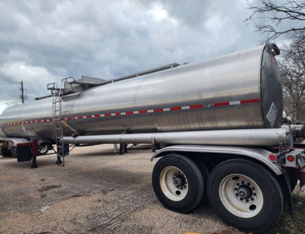 MC-307 Tanker Trailer