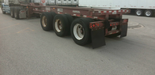 070058 Tri-axle 20' Chassis (5)