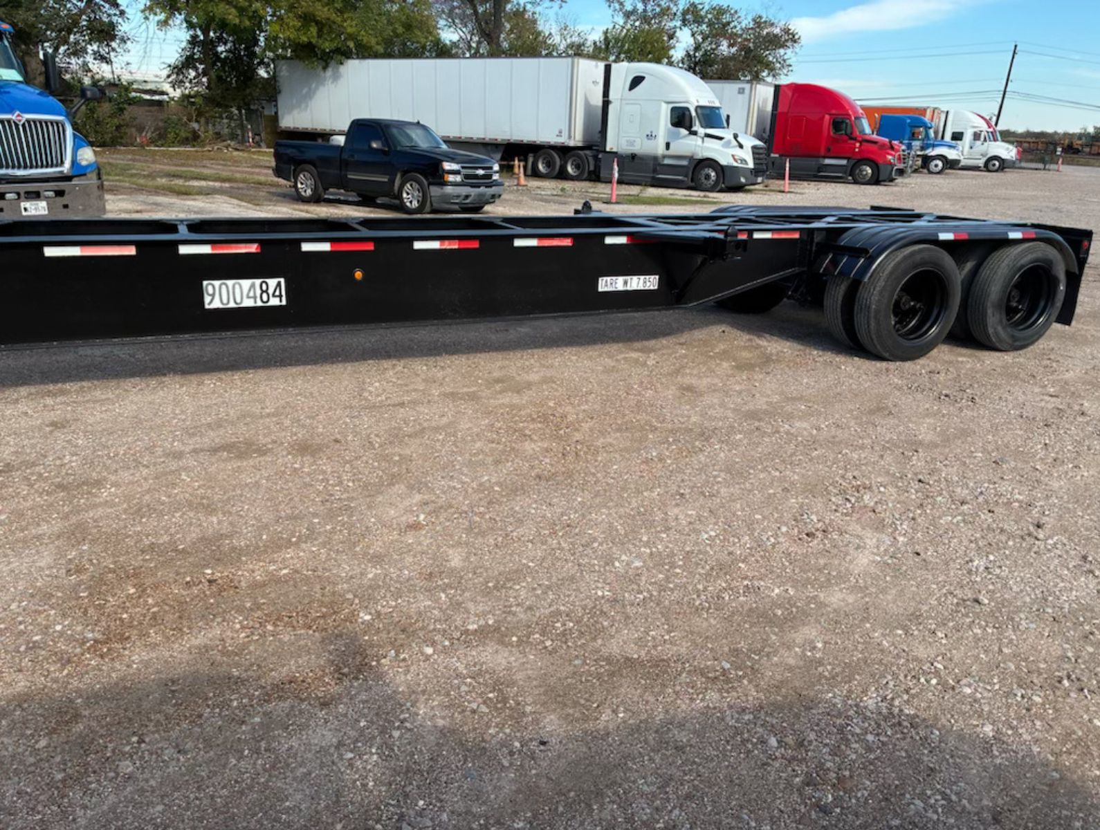 43 ft Tank Chassis 900484 (1)