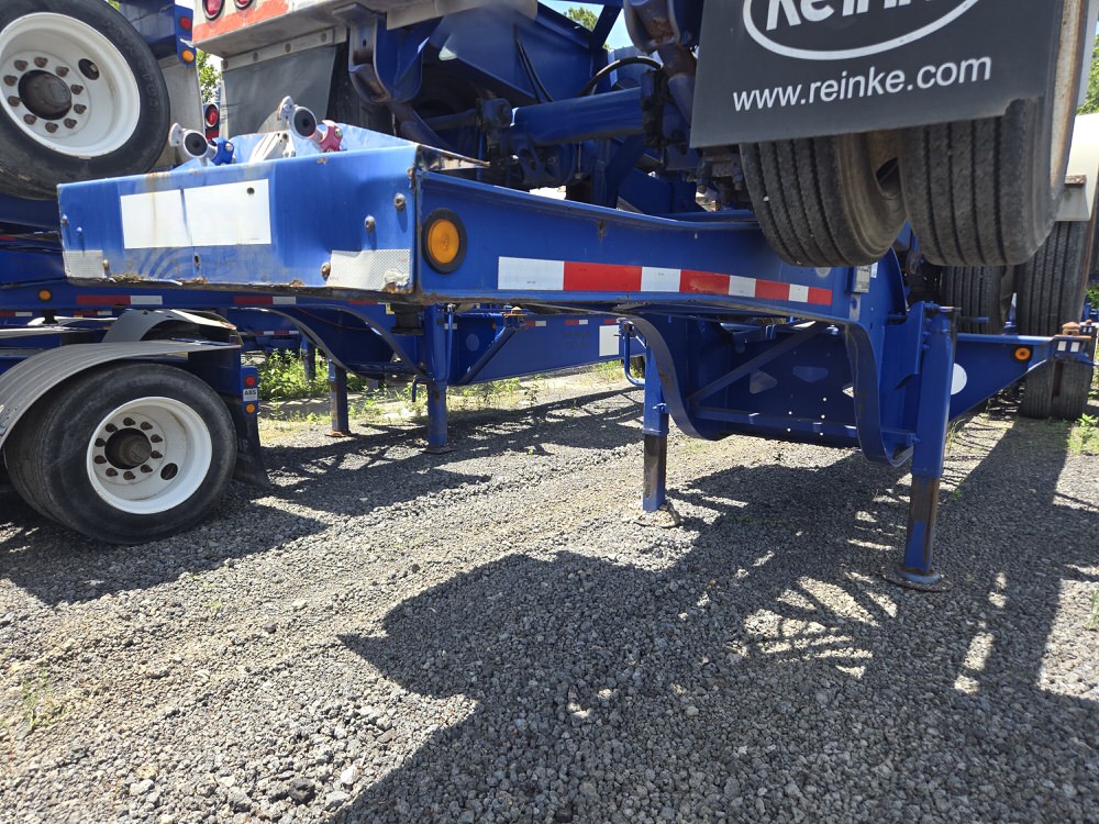 43 ft Spread Axle Tank Chassis