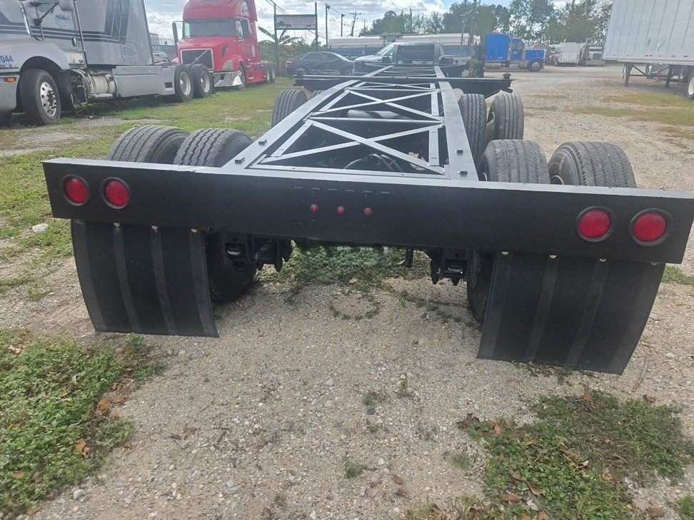 43 ft Tank Chassis