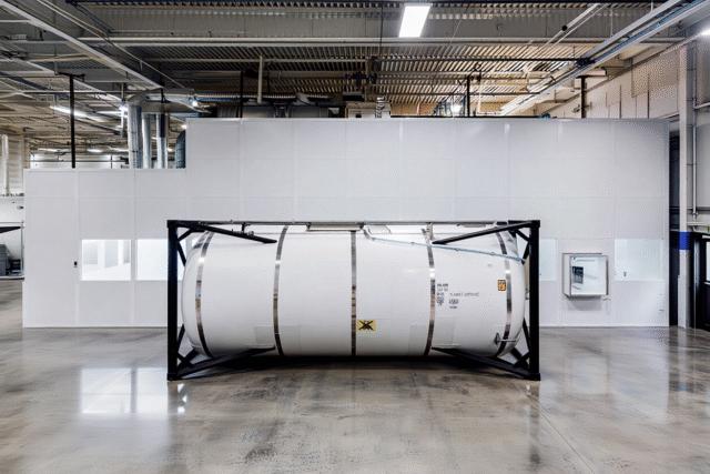 Optimizing Chemical Logistics in Semiconductor Manufacturing with T11 Stainless Steel ISO Tanks