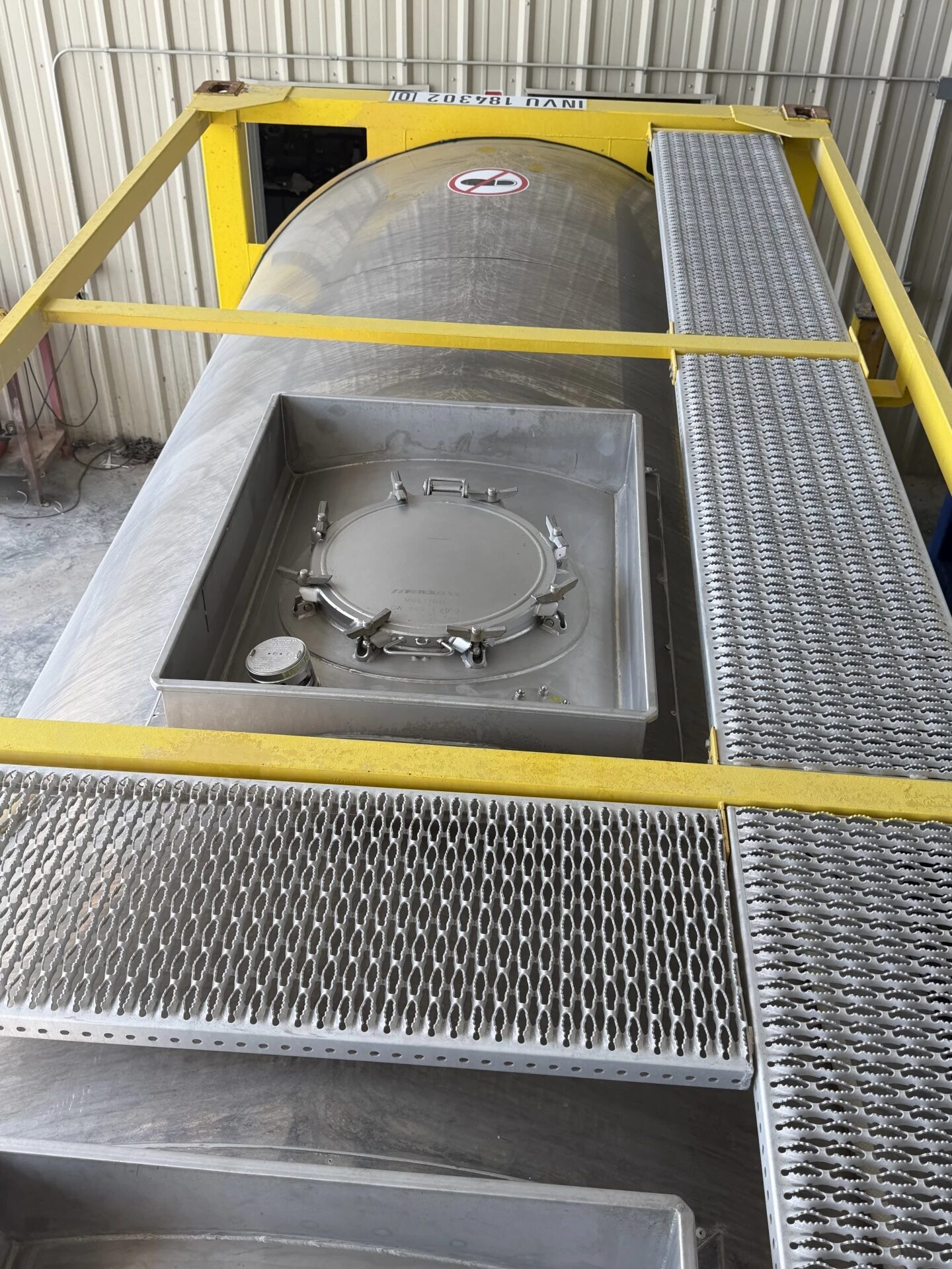 184302 T11 ISO Tank (7)