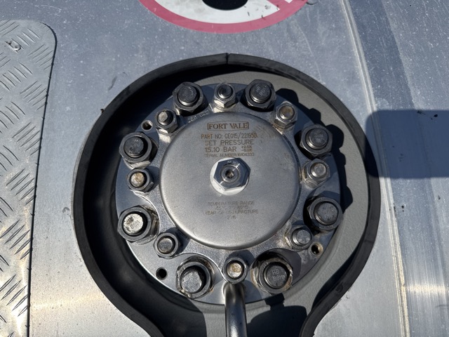 900008 T11 ISO Tank (10)