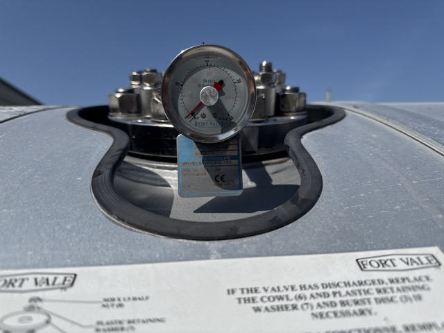 900008 T11 ISO Tank (9)