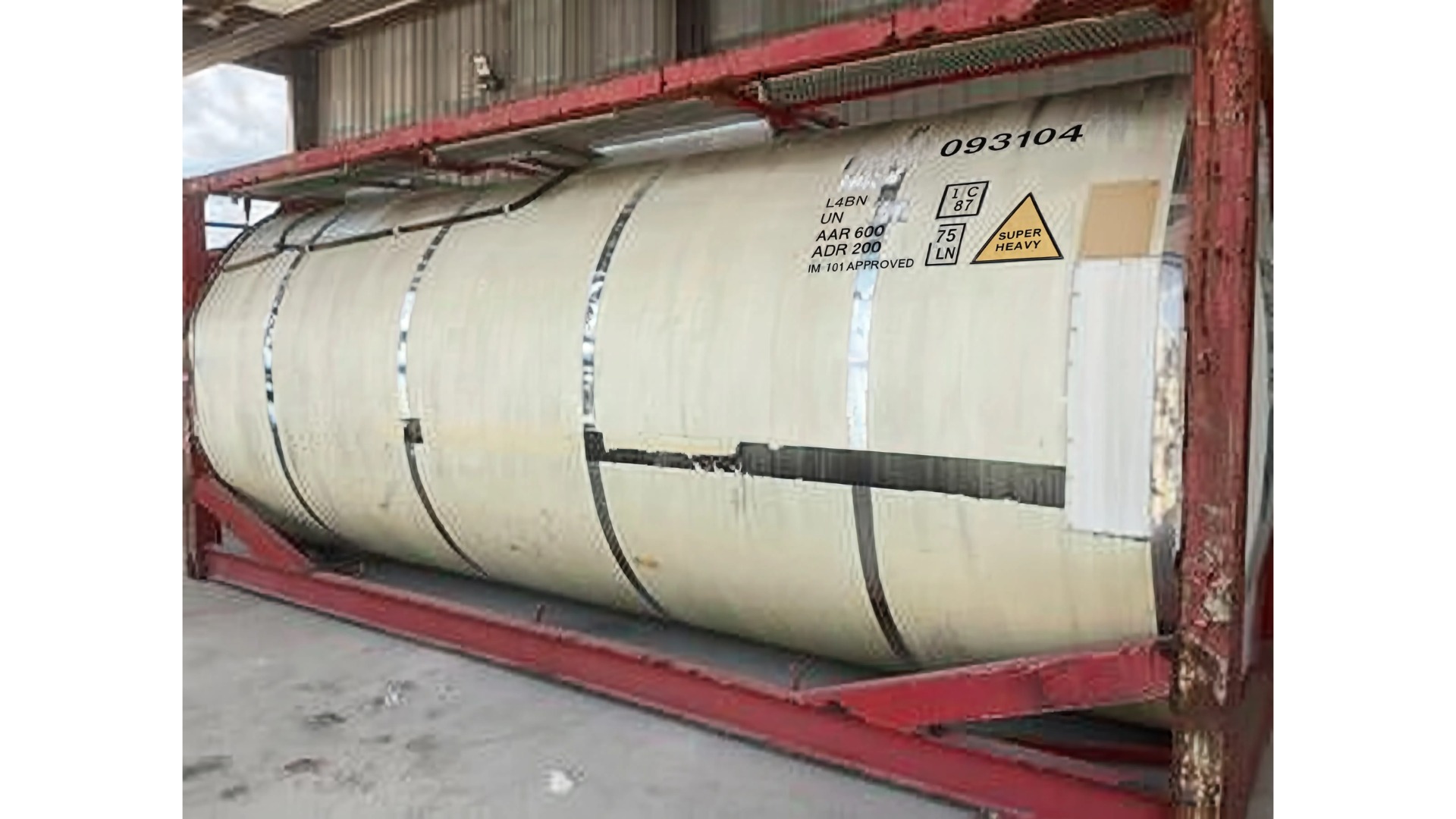 093104 T11 ISO Tank (2)_Compressed (1) 093104 T11 ISO Tank (2)_Compressed (1)
